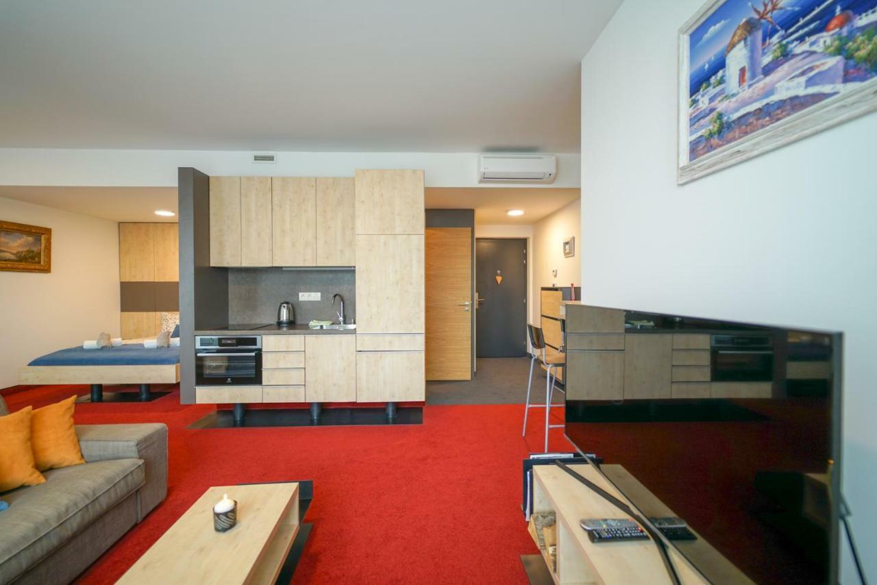 Zora Exclusive Apartment Bratislava Esterno foto