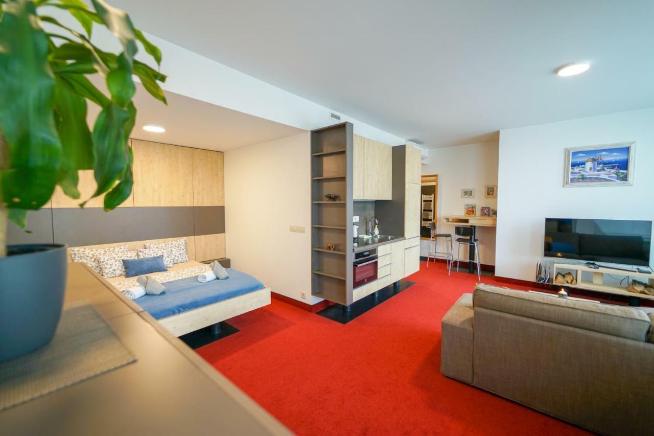 Zora Exclusive Apartment Bratislava Esterno foto